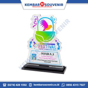 desain vandel akrilik