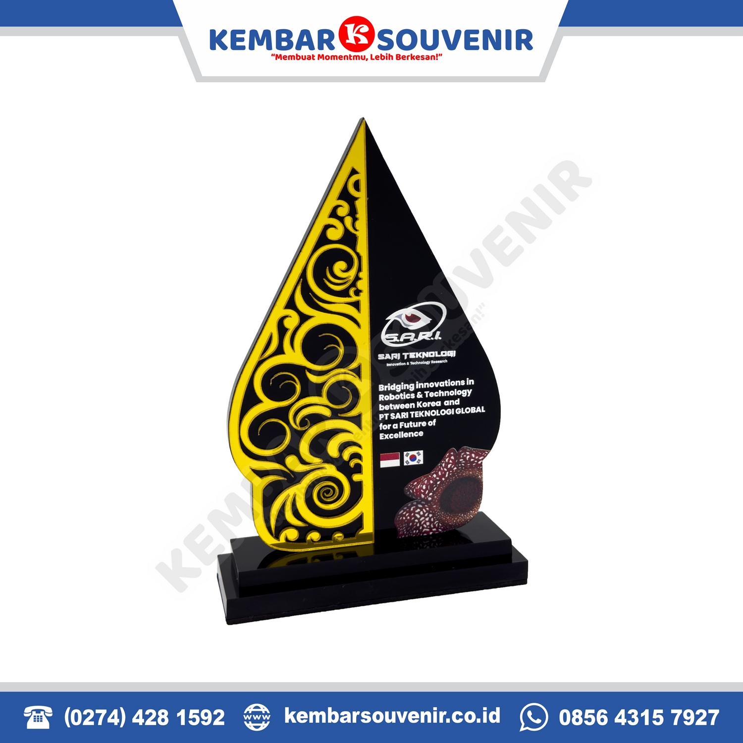 model piala akrilik