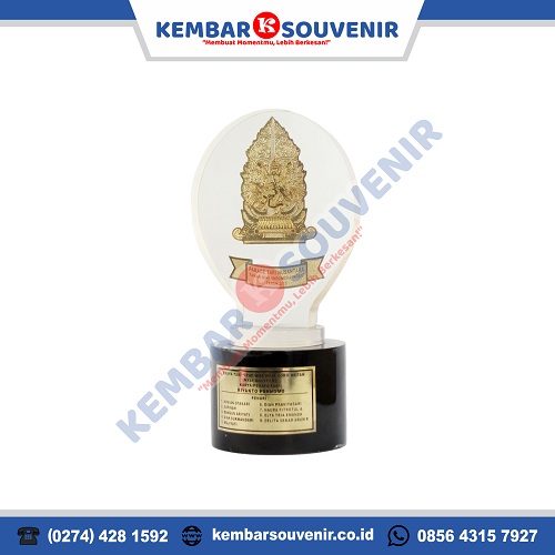 Desain Plakat Akrilik Jakarta Unik dan Menarik