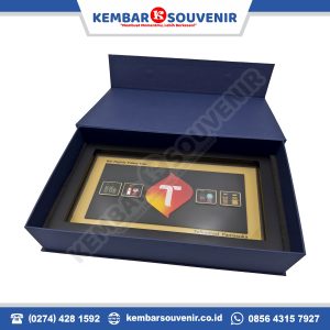 plakat souvenir jogja
