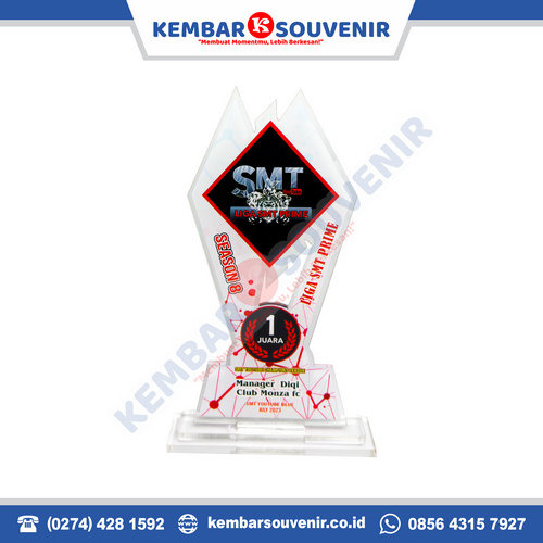 Piala Acrylic