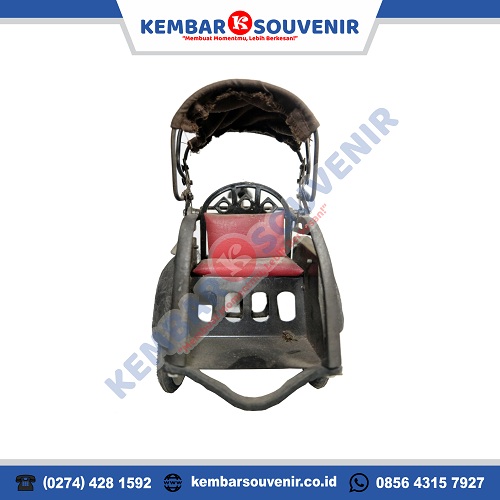 Souvenir Cinderamata Miniatur Becak Jogja dari Kembar Souvenir - Image 3