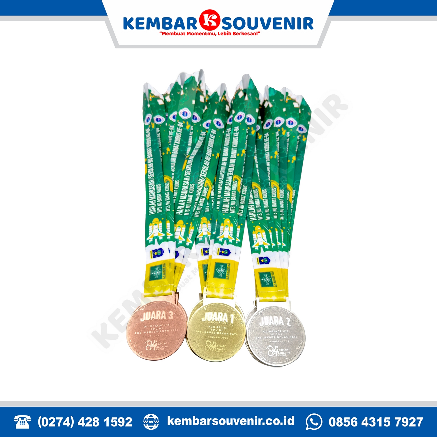 contoh medali akrilik