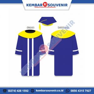 Faktor yang Mempengaruhi Harga Baju Toga Kembar Souvenir