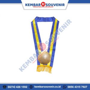 Kelebihan dan Harga Gordon Wisuda Kuningan di Kembar Souvenir