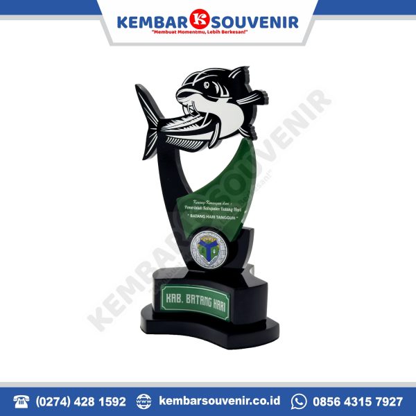 harga plakat akrilik
