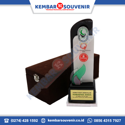 harga plakat akrilik bandung