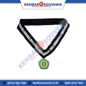 Gambar Medali Wisuda