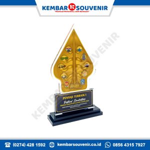 plakat akrilik custom