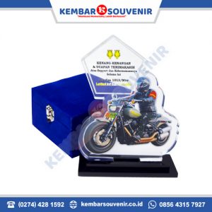 plakat magang