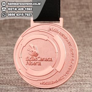 harga medali lomba