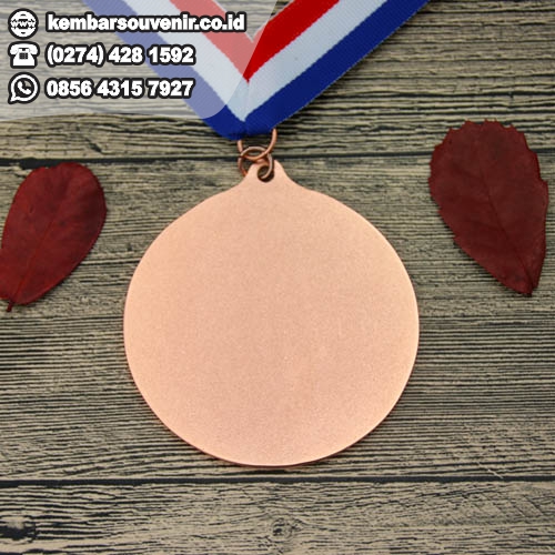 harga bikin medali