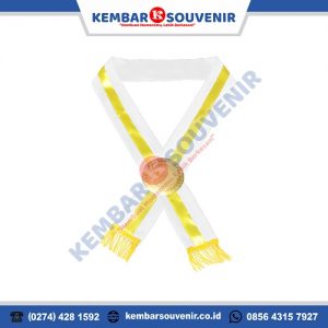 kalung untuk wisuda