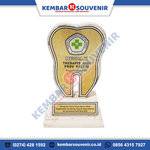 plakat marmer gigi