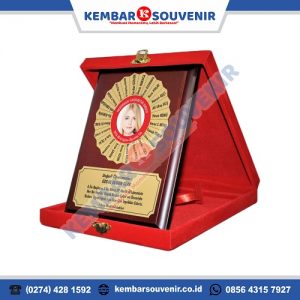 souvenir untuk seminar, souvenir untuk perpisahan sekolah