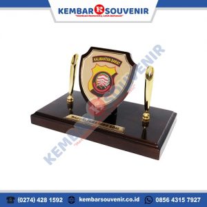 Harga Plakat Kayu Tempat Pulpen Pen Holder