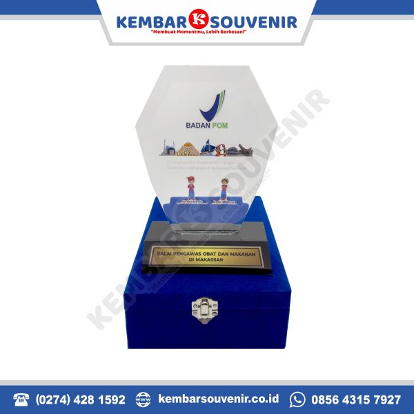 contoh plakat narasumber