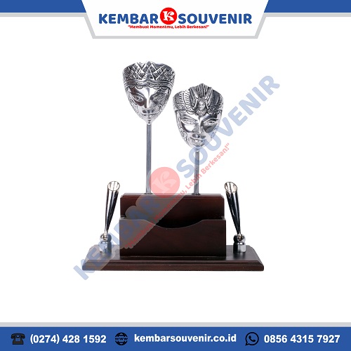 toko souvenir wayang di bandung