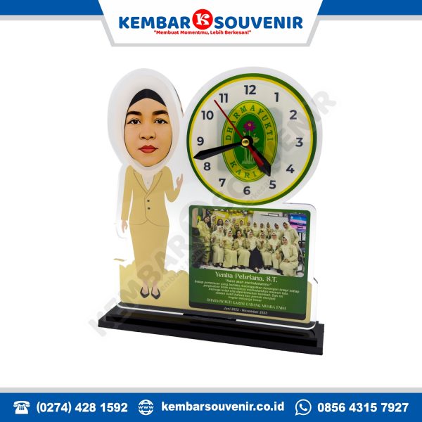 contoh plakat kenang kenangan kkn