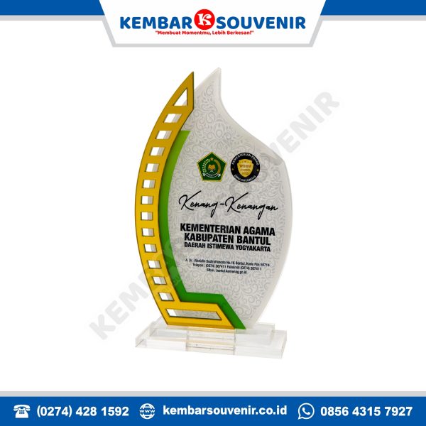 Gambar Plakat Akrilik