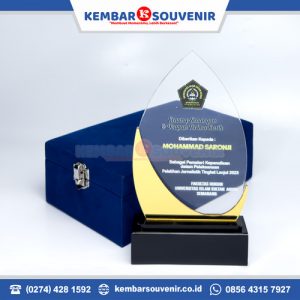 Plakat Akrilik Kayu