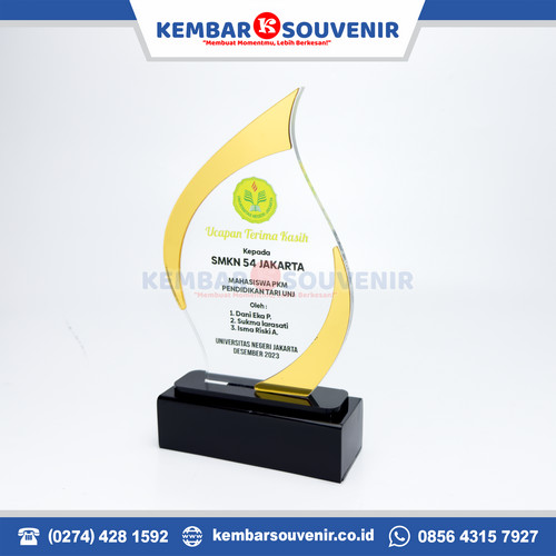 Piala Akrilik Murah