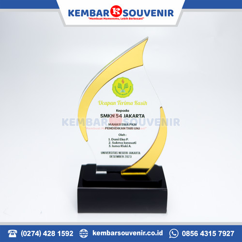 piala akrilik