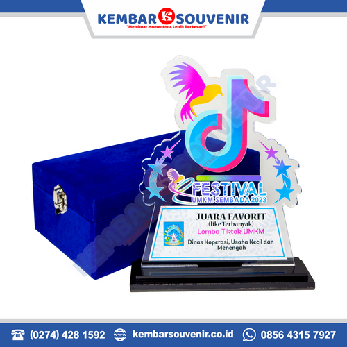 plakat akrilik bandung