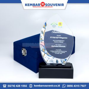 Tempat plakat
