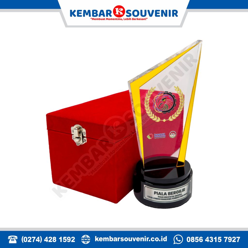 desain plakat akrilik