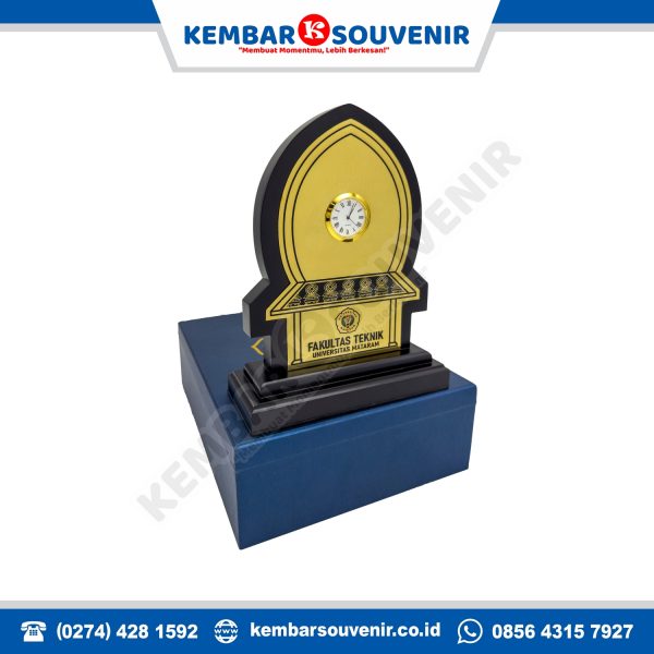 gambar plakat kayu