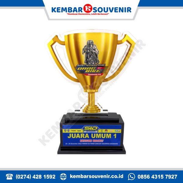 gambar plakat wisuda