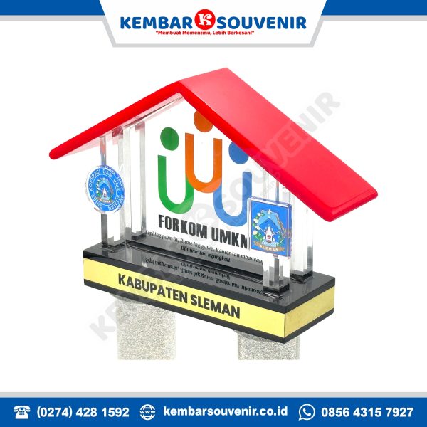 Harga piala custom