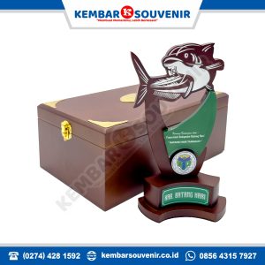 piala kayu