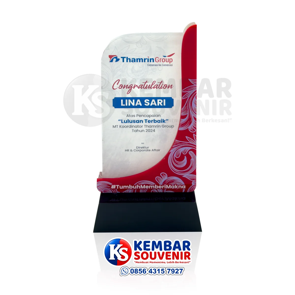 plakat akrilik penghargaan lulusan terbaik perusahaan