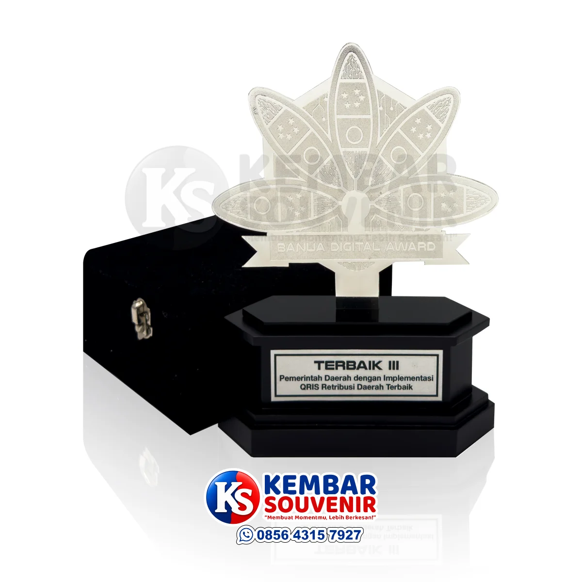plakat award pemerintah daerah terbaik