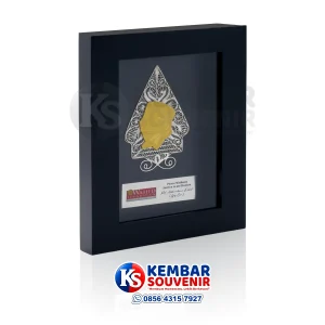 plakat penghargaan tokoh nasional indonesia
