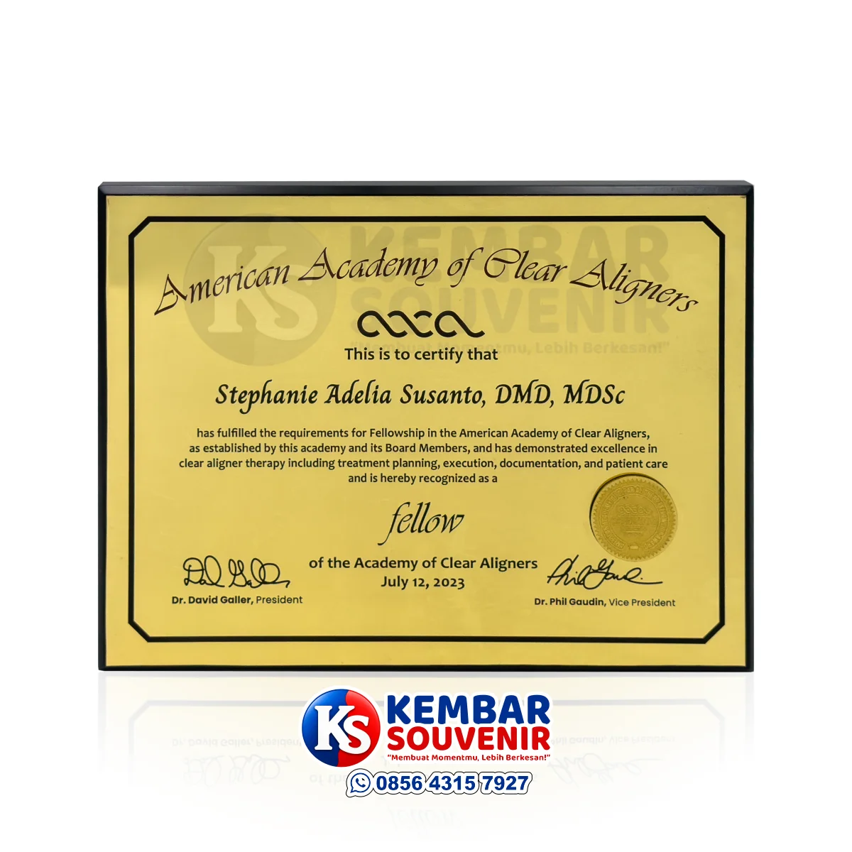 plakat sertifikat kelulusan mahasiswa premium